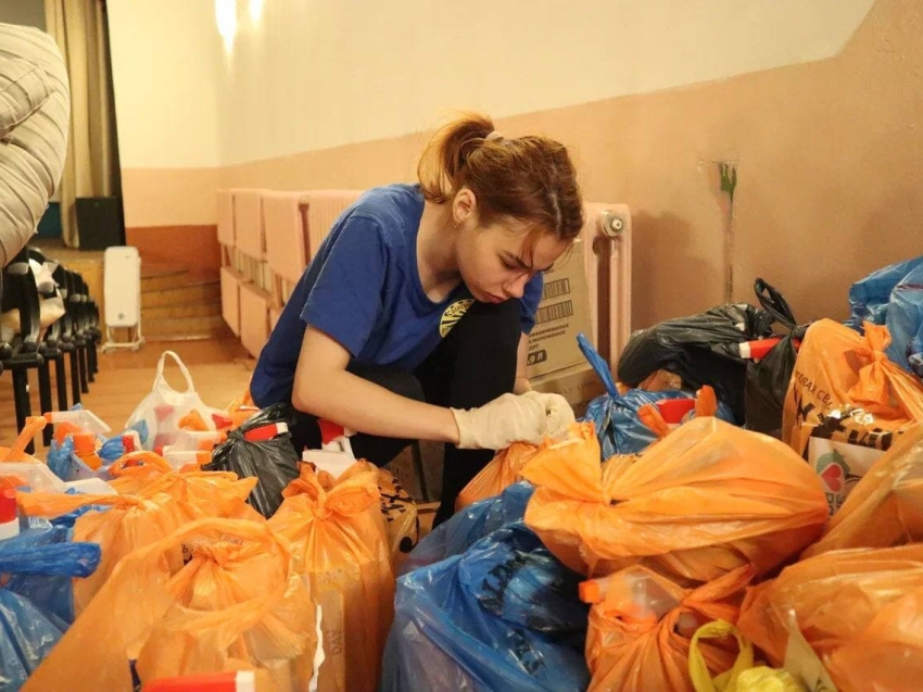 «Мы вместе»: Добровольцы соберут 1000 продуктовых наборов и более 300 матрацев для пострадавших от паводков в Шилке